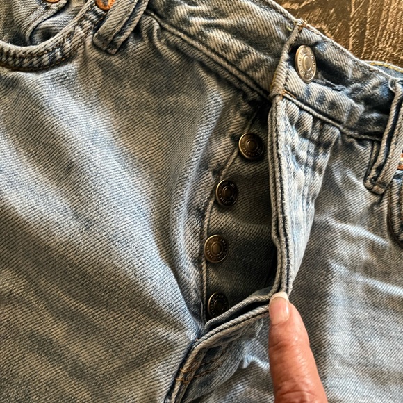 We the free button fly high waisted distressed/destroy short - Picture 5 of 11